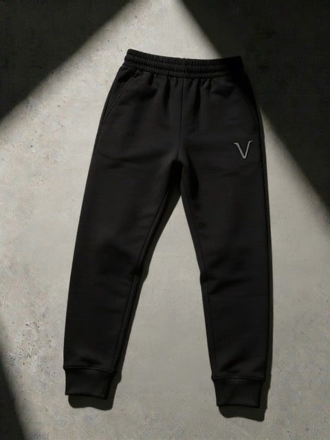 SILENT Tapered Jogger – Black | Women